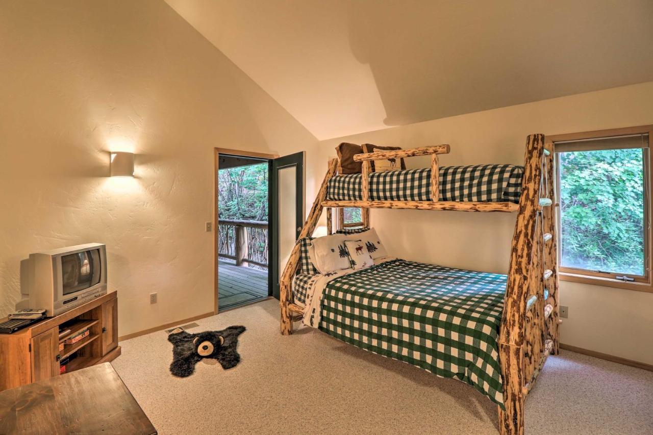 Rustic Home On Whitefish Mountain, Near Ski Run! المظهر الخارجي الصورة